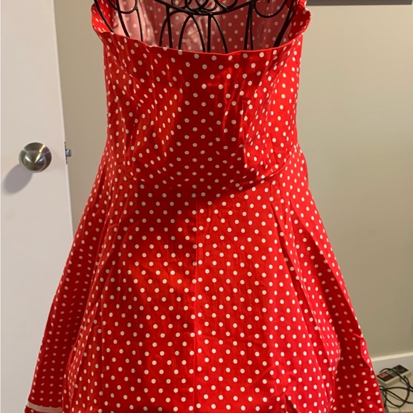 Retro Red and polka dot halter dress - Picture 3 of 3